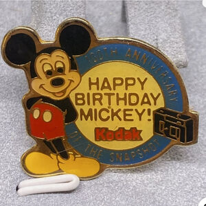 Limited Edition 1988 Mickey Mouse Disney Pin Collectible